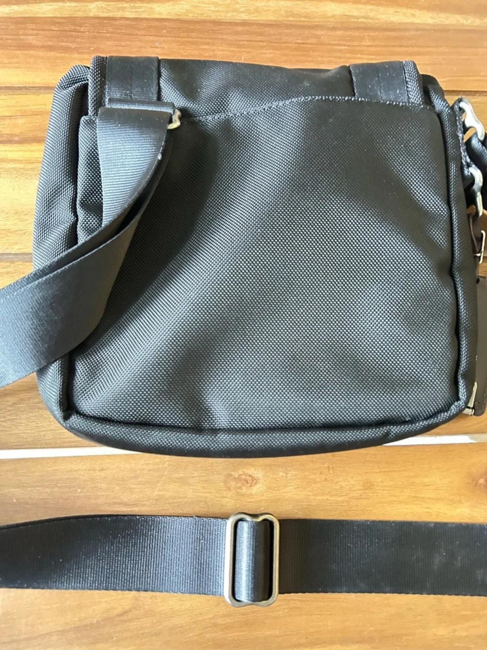 Tumi Alpha Bravo Barstow Crossbody Messenger Bag Black 222306